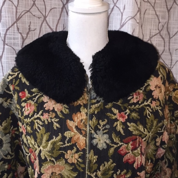 Vintage heavy lined winter jacket fur neckline - Picture 2 of 7